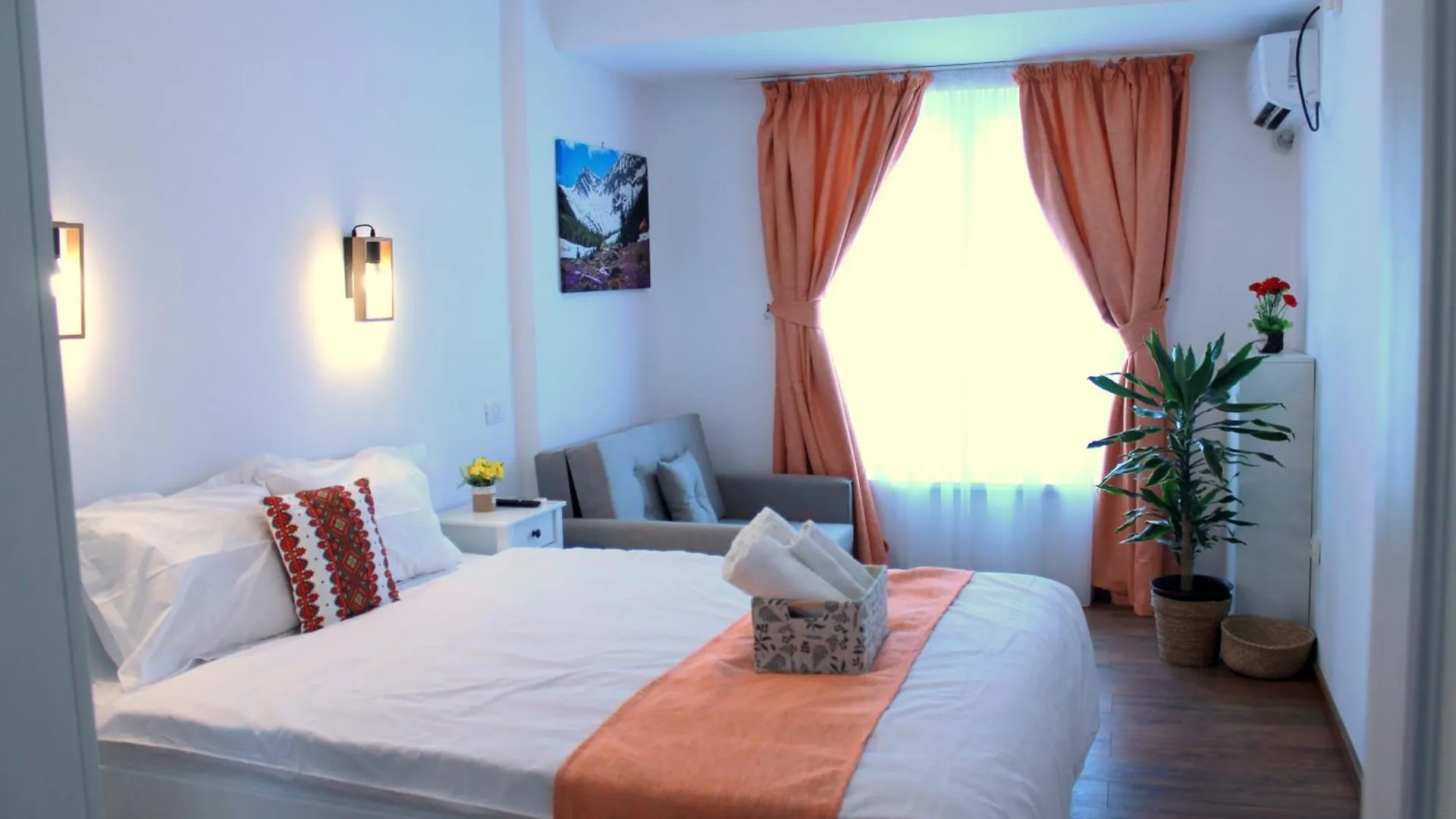 Traditional Romanian Apartments Bucarest