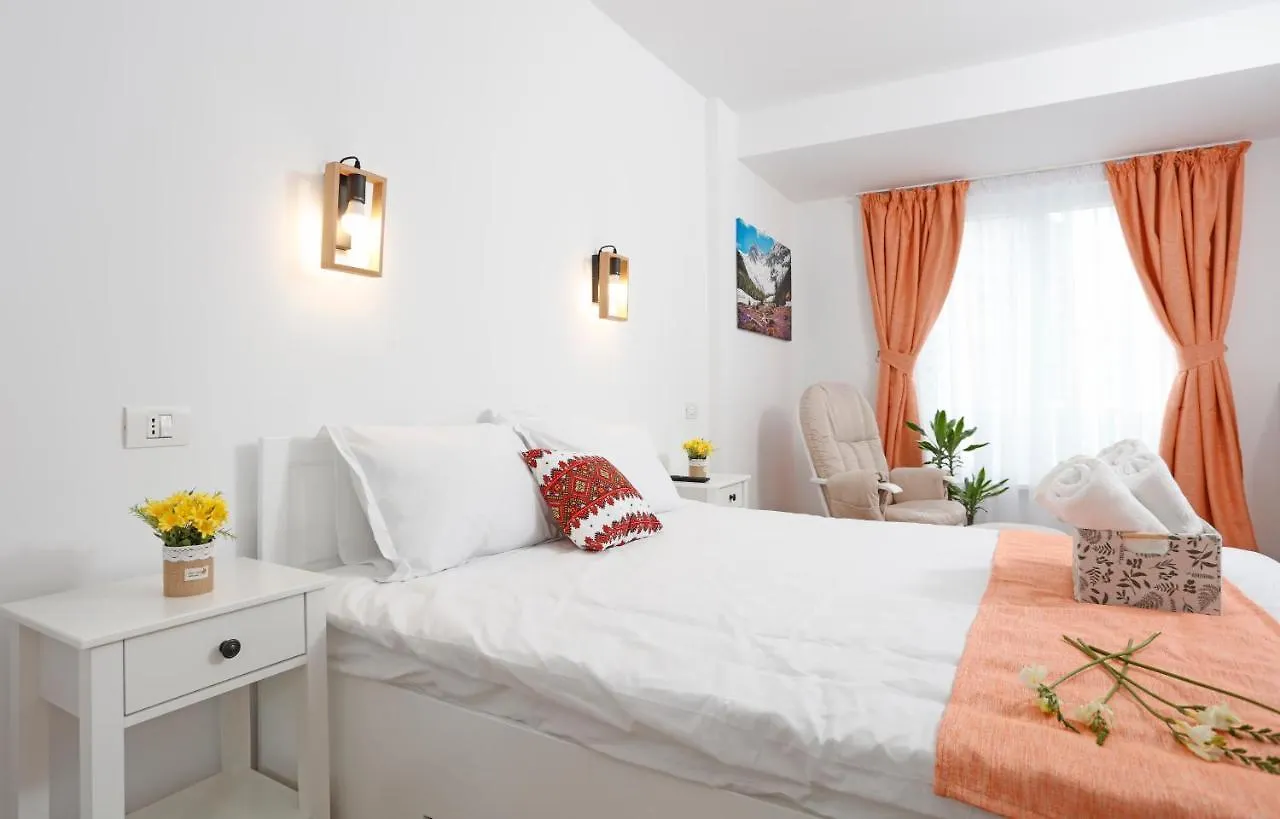 Traditional Romanian Apartments Bukarest