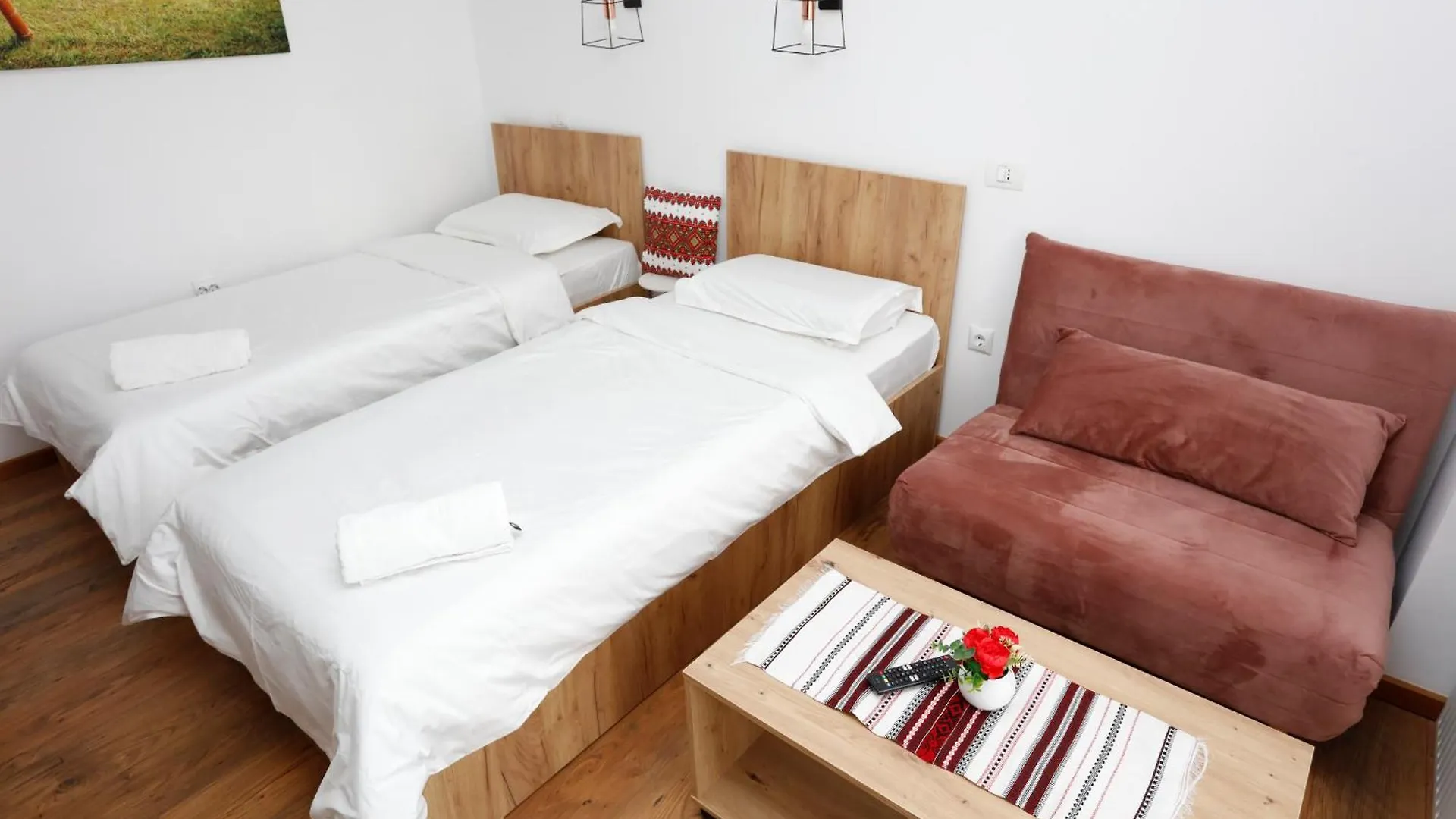 Traditional Romanian Apartments Bukarest