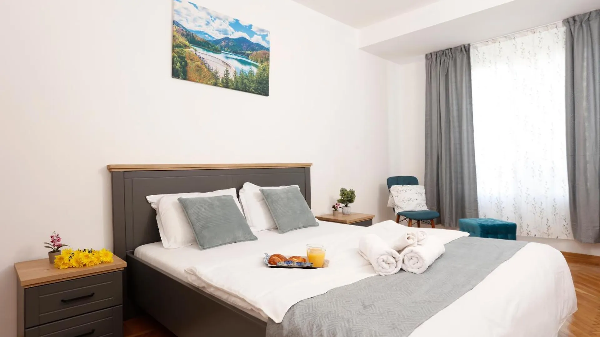 Traditional Romanian Apartments Bukarest 0*,