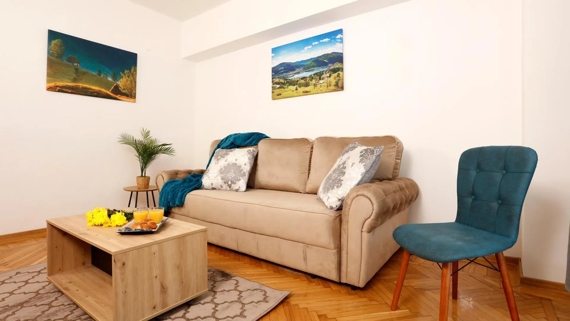 Traditional Romanian Apartments Bukarest